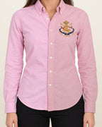 Ralph Lauren Oxford-Hemd mit Wappen in Rosa, Größe S – getragen, Vorderansicht