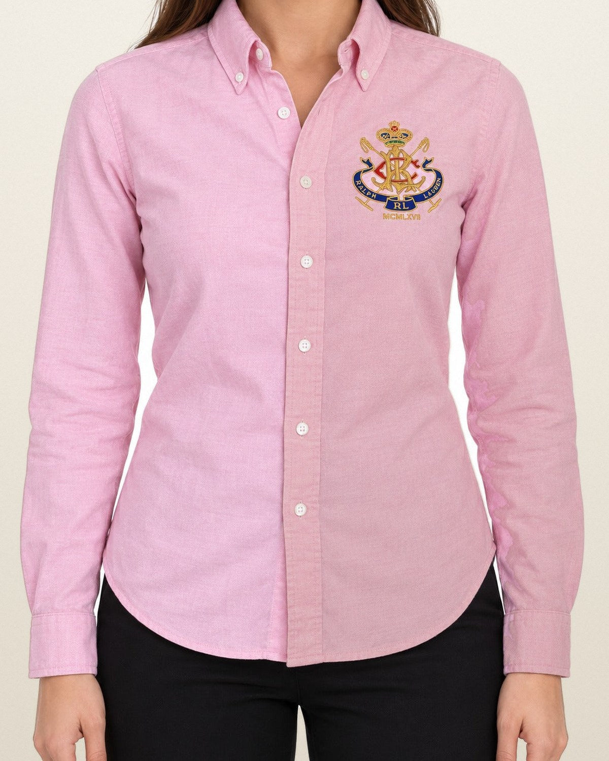 Ralph Lauren Oxford-Hemd mit Wappen in Rosa, Größe S – getragen, Vorderansicht