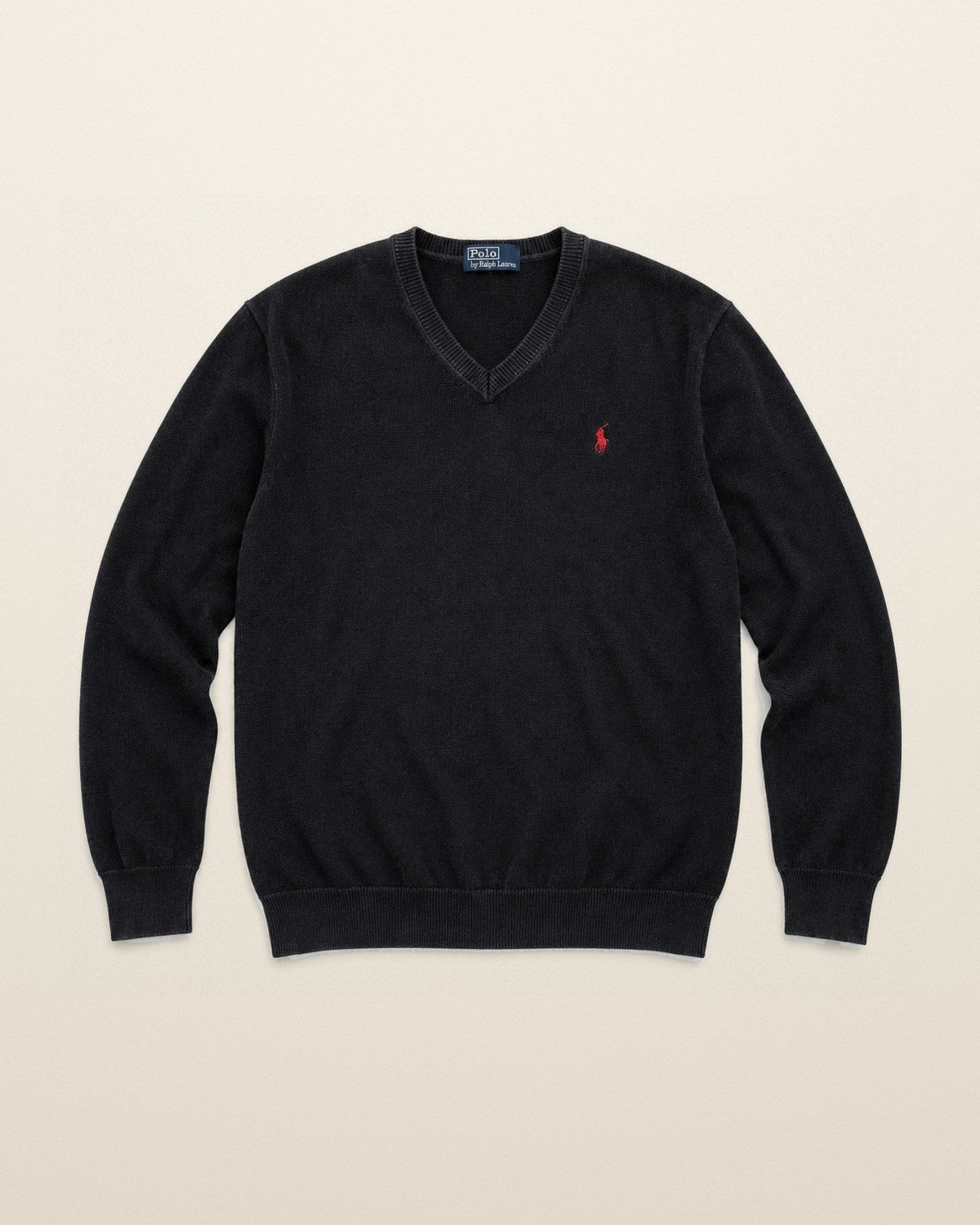 Ralph Lauren Pullover mit V-Ausschnitt in Schwarz, Größe M – Vorderansicht