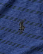 Ralph Lauren Rugby-Polo in Blau gestreift, Größe M – Detail: gesticktes Brustlogo
