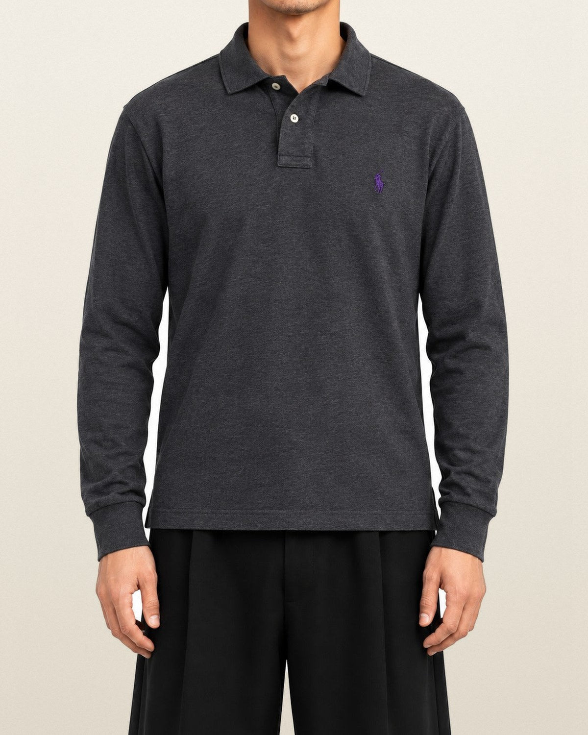 Ralph Lauren Rugby-Polo in Dunkelgrau, Größe M – getragen, Vorderansicht