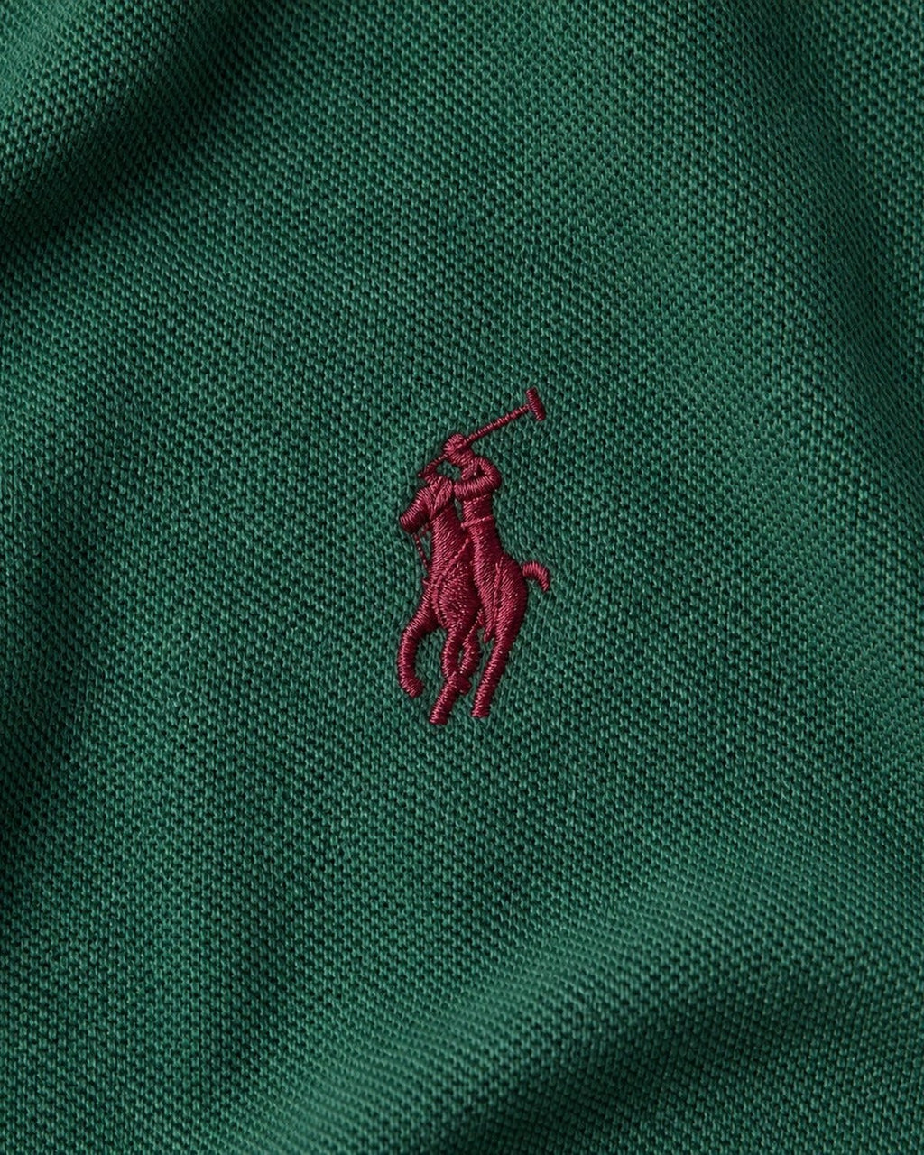 Ralph Lauren Rugby-Polo in Dunkelgrün, Größe S – Detail: gesticktes Brustlogo