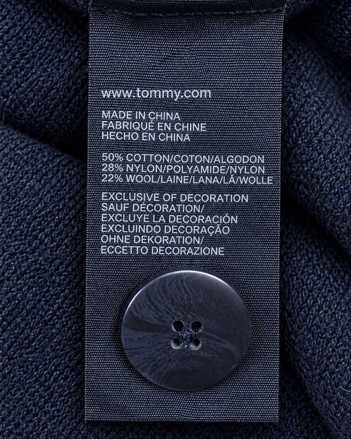 Tommy Hilfiger Strickjacke mit Streifen in Navy, Größe S – Materialetikett