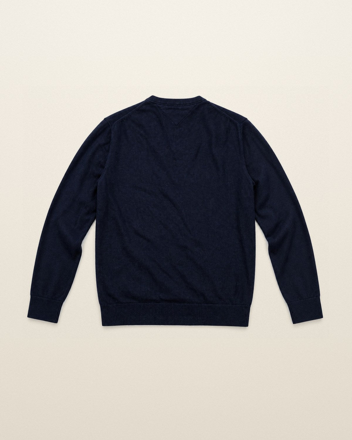 Tommy Hilfiger Pullover mit V-Ausschnitt in Navy, Größe M – Rückansicht