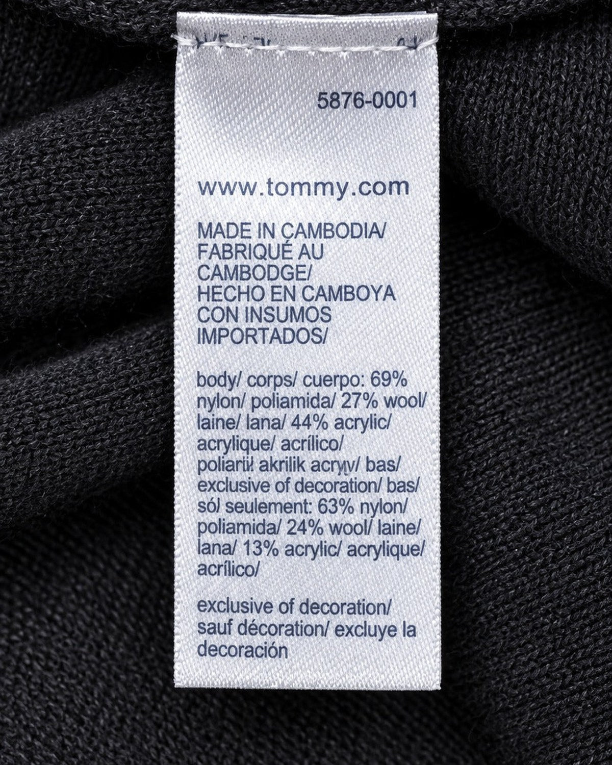 Tommy Hilfiger Stehkragenpullover in Schwarz, Größe M – Pflege- und Materialetikett